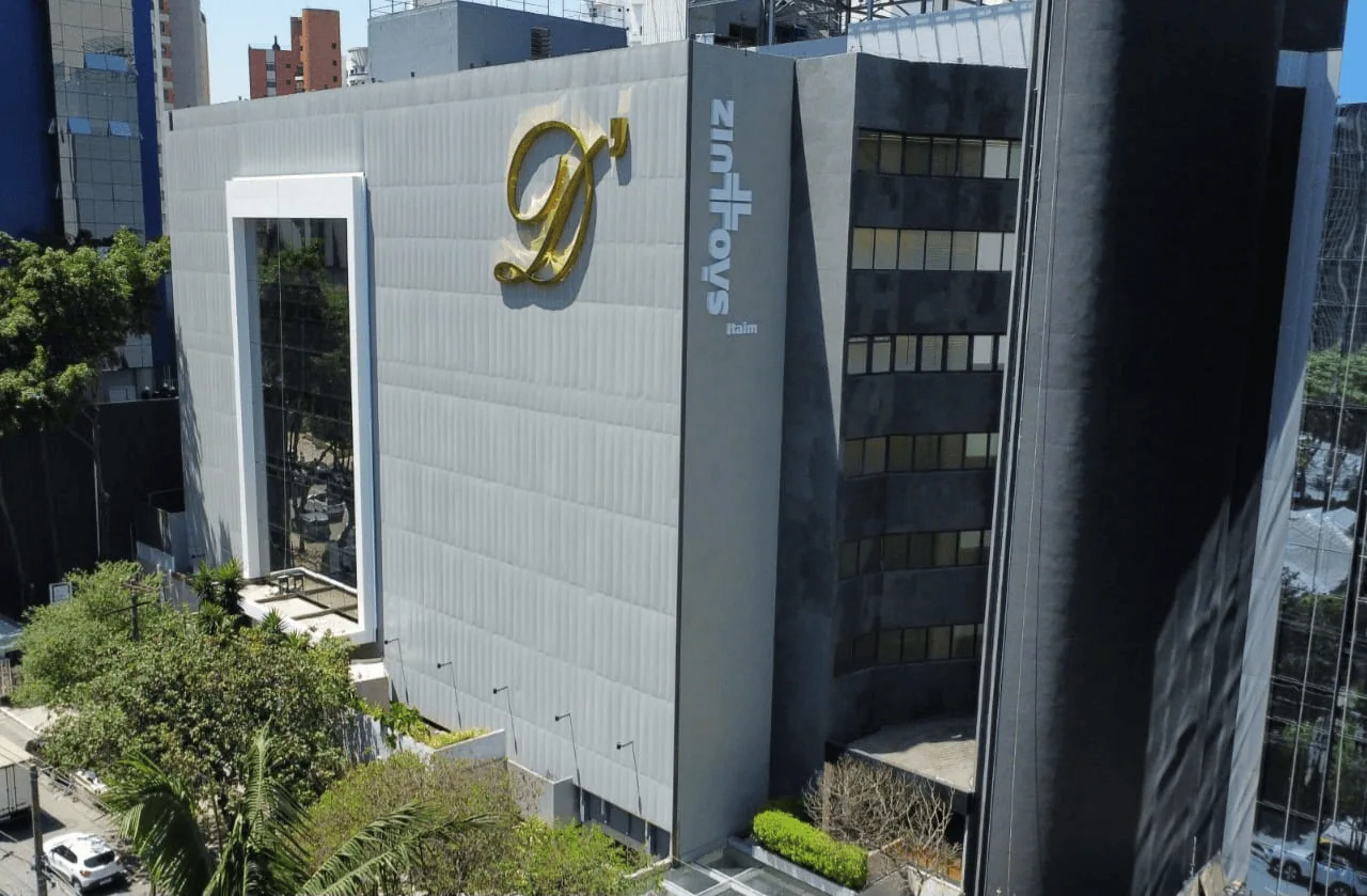 Fachada do Hospital São Luiz Itaim, da Rede D'Or, em São Paulo